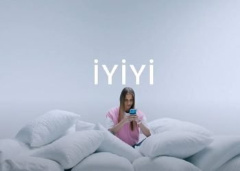 OPPO, “Hep İyiyi Ara #BirlikteUmutla” diyor