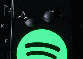 Spotify’dan çok tartışılacak yeni patent: Arka plan seslerine kulak misafiri olacak