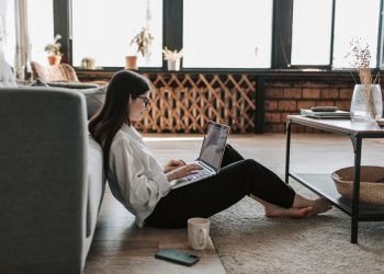 Vodafone’dan çalışanlarına yeni bir yan hak: Ergonomi desteği