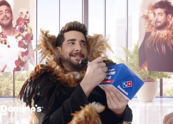 Domino’s tavuğun kitabını yazdı