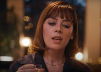 Meyhanedeyiz.biz’in Demet Evgarlı 8 Mart reklamı yayında