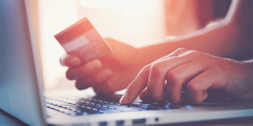 Bankalarla ilgili en çok şikayet kart aidat ücretlerinden geliyor