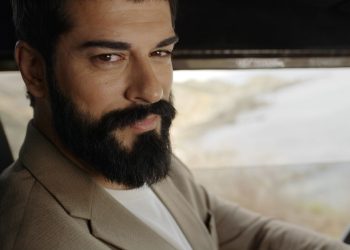 Altınyıldız Classics’in Burak Özçivit ile “Her Yerde Başarılı” reklam filmi