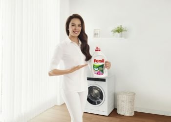 Persil’in yeni marka yüzü Azra Akın oldu