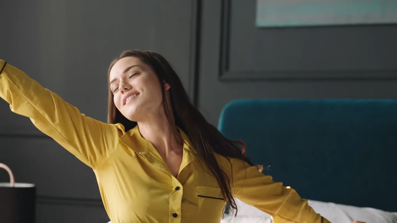 Fahriye Evcen’in rol aldığı iSupport relax yatak reklam filmi yayında