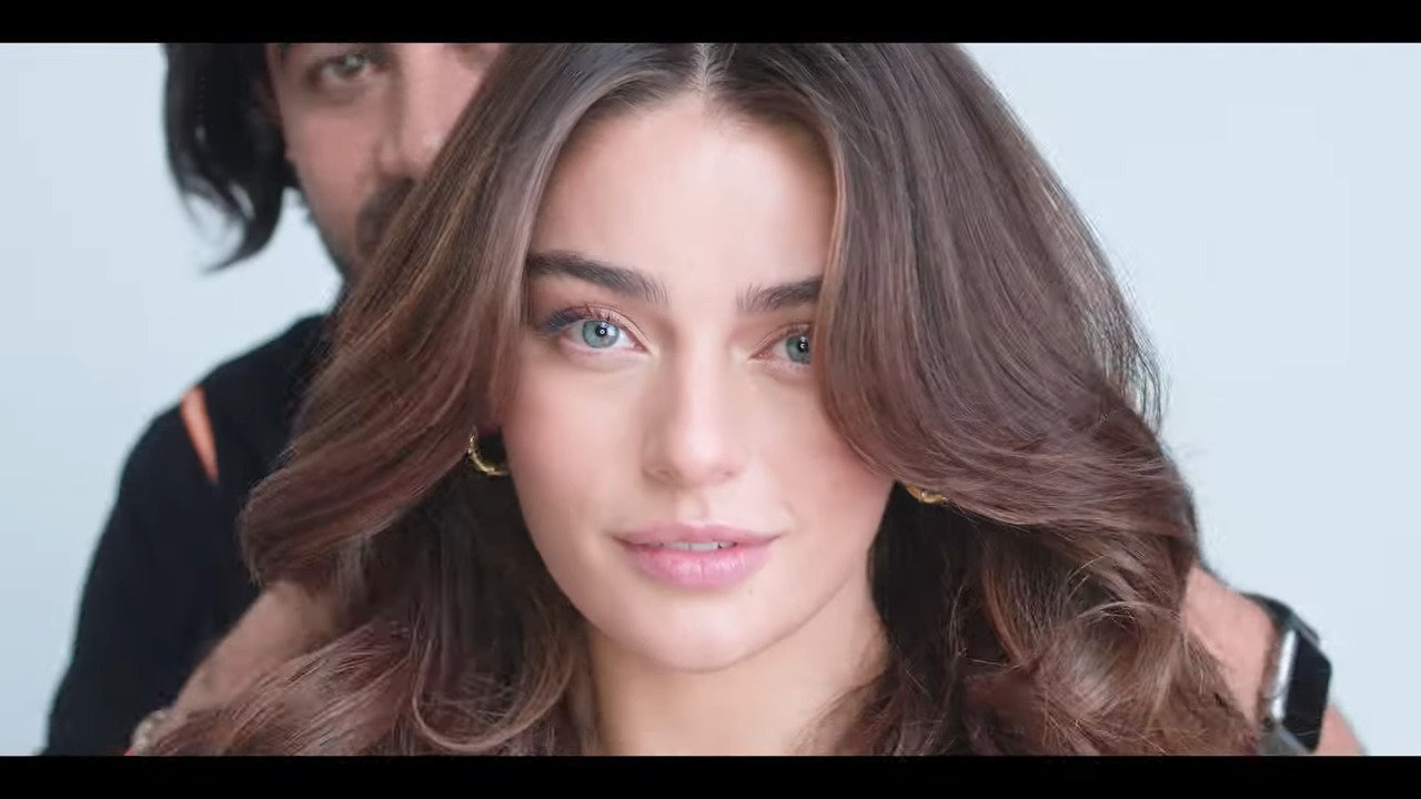 L’Oréal Professionnel, Ayça Ayşin Turan’la bir araya geldi
