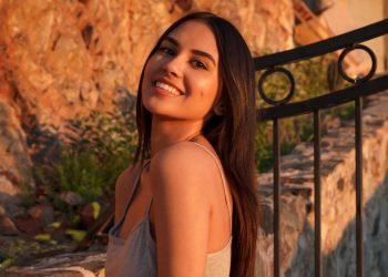 Kendisinin yapay zeka versiyonunu yaratan influencer dakika başına 1 dolar kazanıyor!