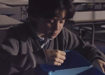 Bu kampanya çocukların gıda yoksulluğuna çarpıcı bir şekilde dikkat çekiyor