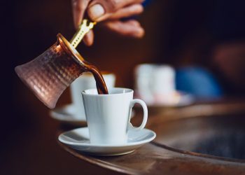 Kafein tüketimi satın alınan ürün sayısını ve harcama oranını etkiliyor