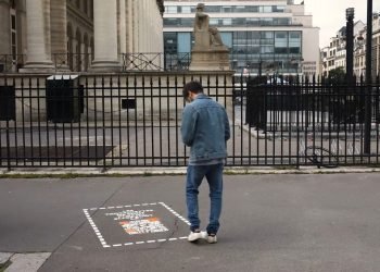 Leboncoin gerilla pazarlama kampanyasıyla Paris’teki scooter yasağına karşı çıkıyor