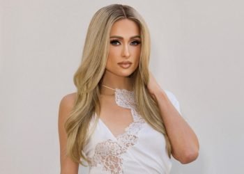 X, Paris Hilton iş birliğiyle canlı alışverişi test edecek