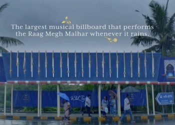 Yağmurla birlikte müzik çalan billboard: Megh Santoor