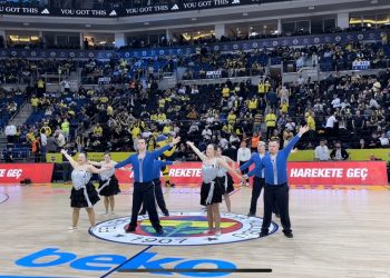 TDSD Dans +1 by Hilton Bomonti” dans grubu Ülker Sports Arena’da seyircileri büyüledi