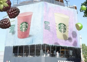  “Frozen Starbucks Refresha” CGI ile sokağa taştı!