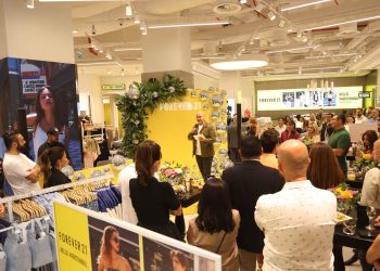 Forever 21, Türkiye’deki ilk mağazasını Vadistanbul’da açtı