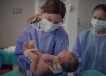 Sağlık Bakanlığı’nın “Normal Doğum Teşvik” videosu büyük tepki çekti