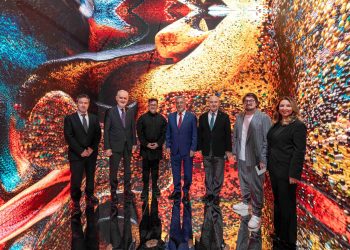 Türk Hava Yolları’nın Refik Anadol ile hazırladığı “Inner Portrait” eserinin Türkiye lansmanı gerçekleşti