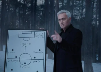 Snickers yeni reklamında açlığı Mourinho ile yeniyor