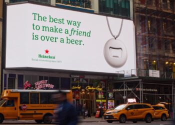 Heineken’den “yapay dostluk” eleştirisine mizahi yanıt