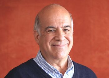 “Bugün insanları en fazla tedirgin eden konu gelecek. Ama nasıl bir gelecek?”