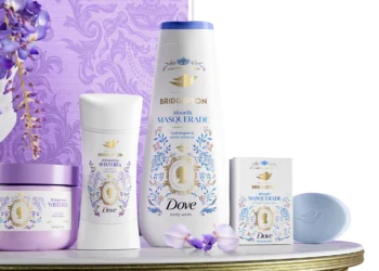 Dove, Bridgerton estetiğini sınırlı sayıda koleksiyonla banyoya taşıyor