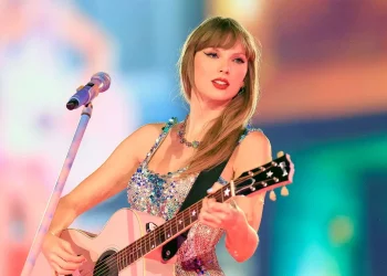 Taylor Swif yapay zeka içeriklerine karşı sesini ve görüntüsünü marka olarak tescil ettiriyor