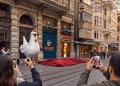 Doyuyo, lokasyon odaklı kampanya serisini İstiklal’e taşıdı
