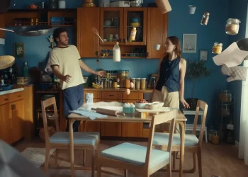 IKEA’nın yeni kampanyası evdeki sıkışıklık hissine odaklanıyor